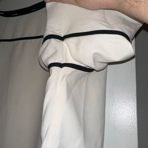 Alfani Women’s Cobalt Breeze Ruffle Sleeve Shirt Cream Black 3XL EUC - Picture 5 of 10